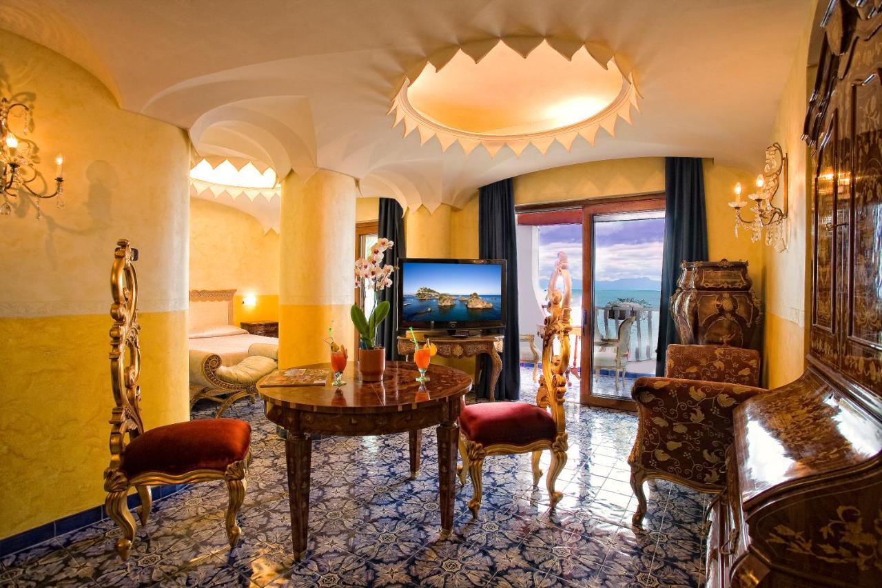 Strand Hotel Delfini Ischia Exterior foto