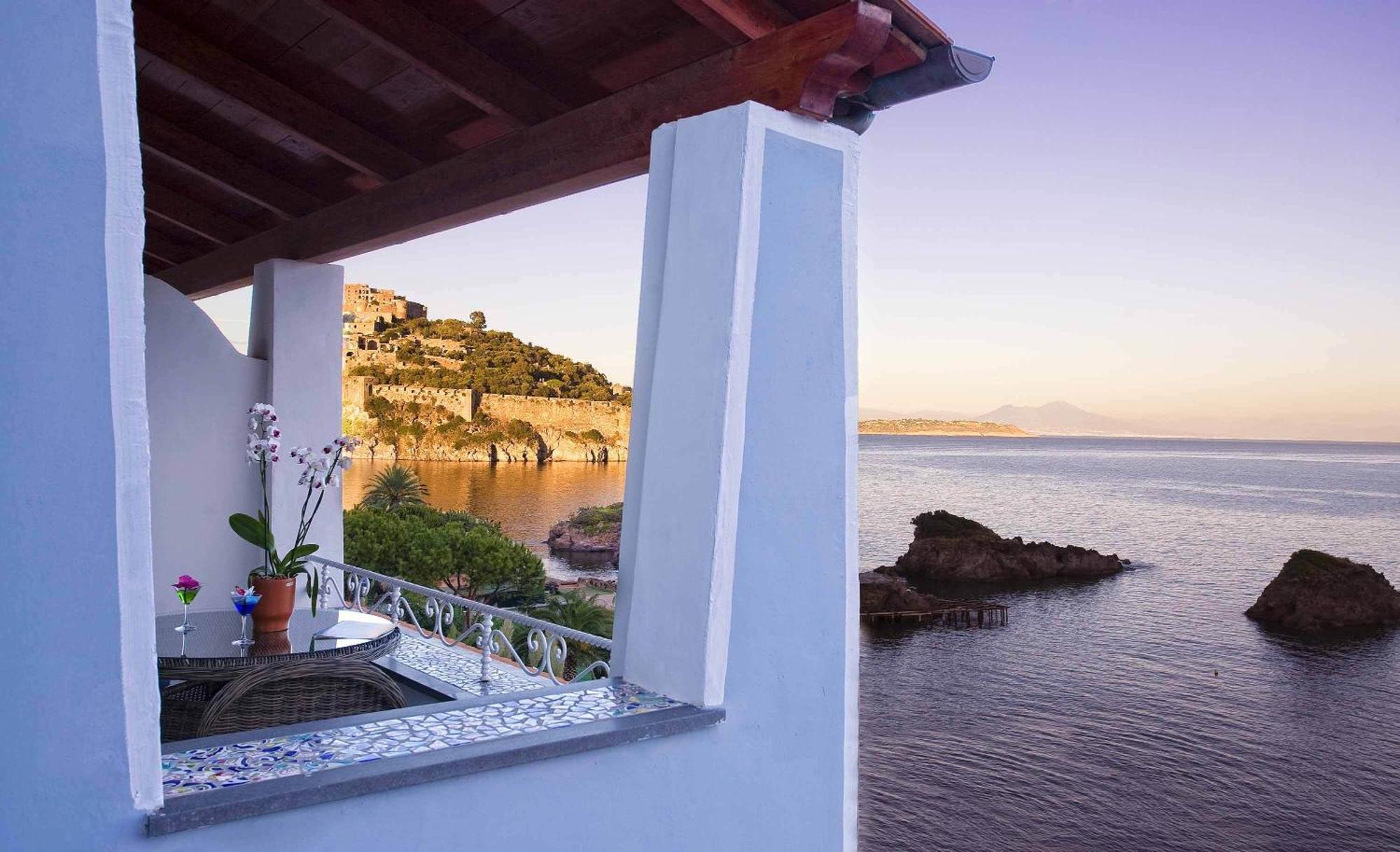 Strand Hotel Delfini Ischia Exterior foto