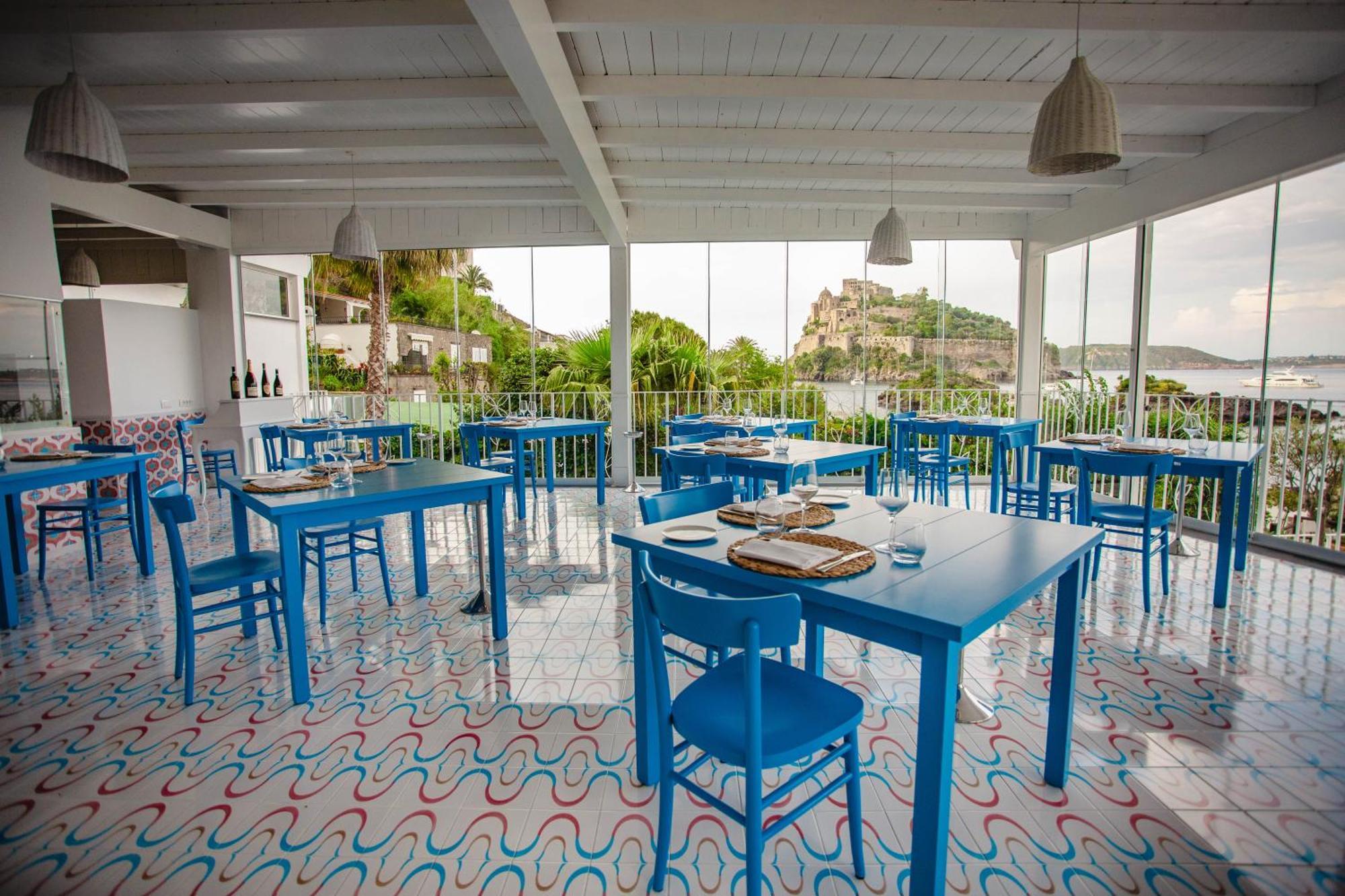Strand Hotel Delfini Ischia Exterior foto