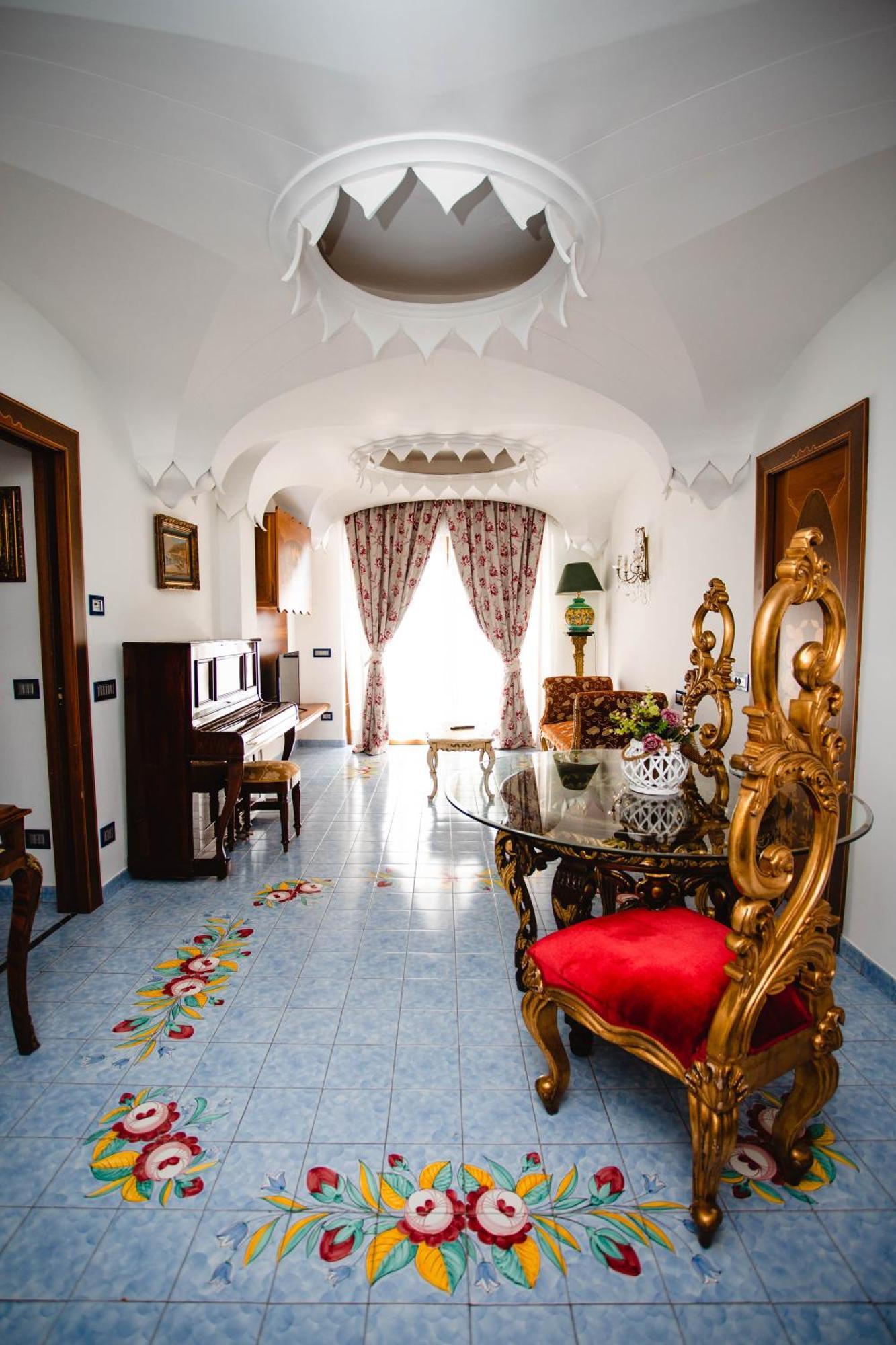 Strand Hotel Delfini Ischia Exterior foto