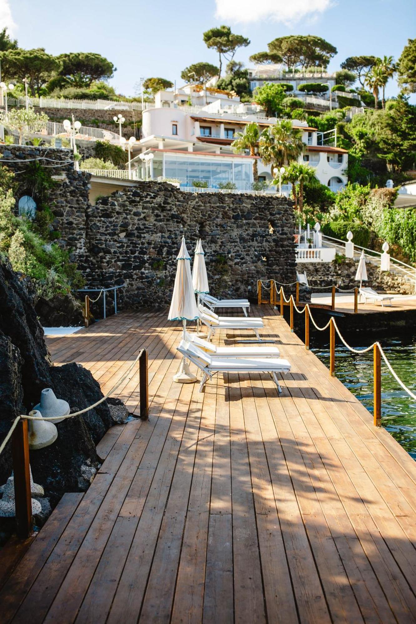 Strand Hotel Delfini Ischia Exterior foto