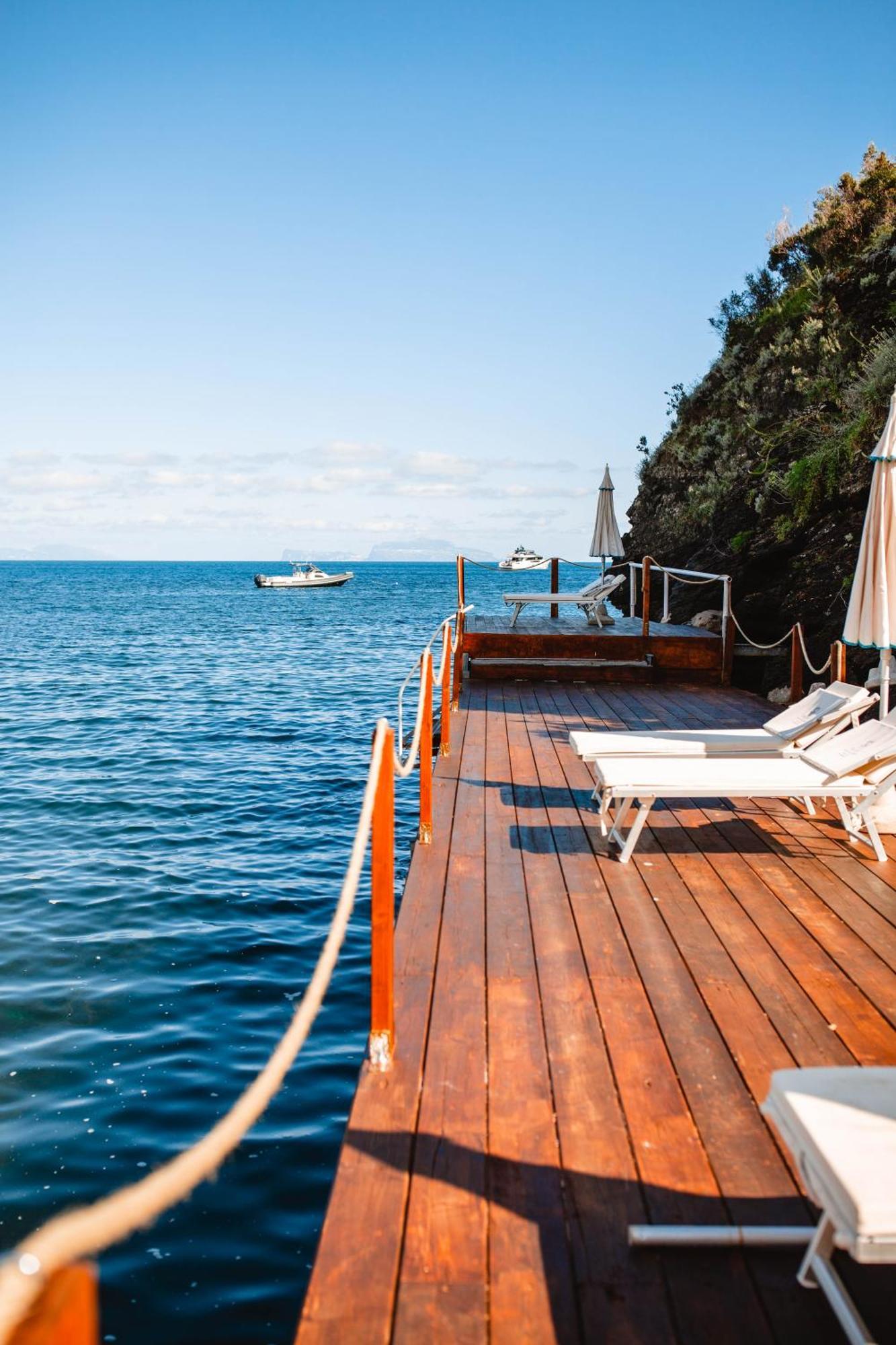 Strand Hotel Delfini Ischia Exterior foto