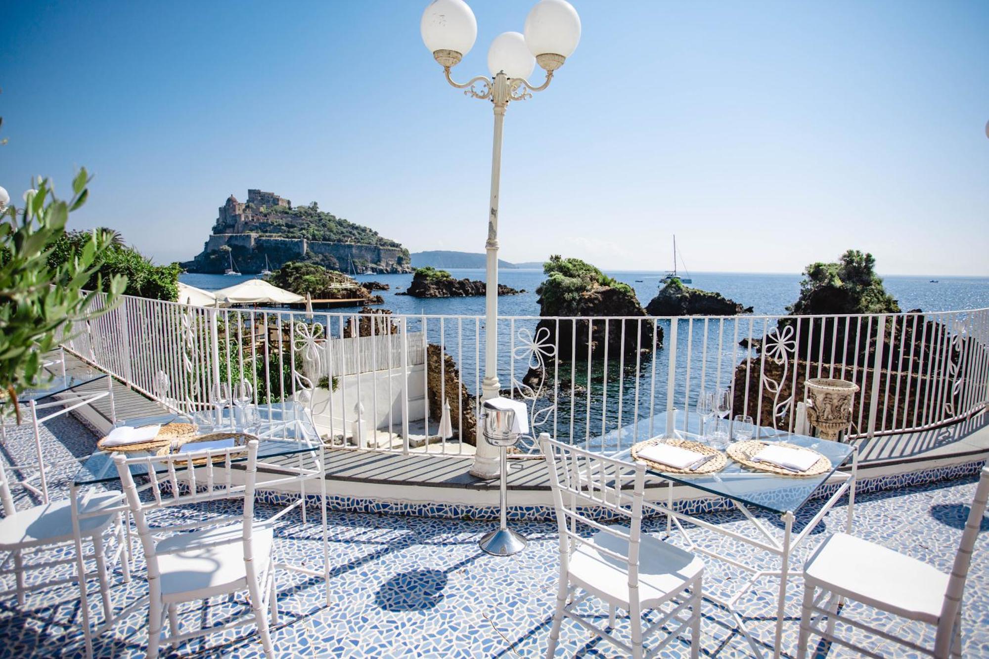 Strand Hotel Delfini Ischia Exterior foto